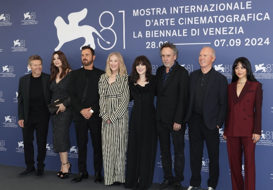 ESTRELLAS DE HOLLYWOOD IGNORAN A LA PRENSA EN LA MOSTRA DE VENECIA